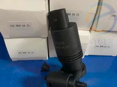 164 869 04 21 Ön cam yıkama pompası
