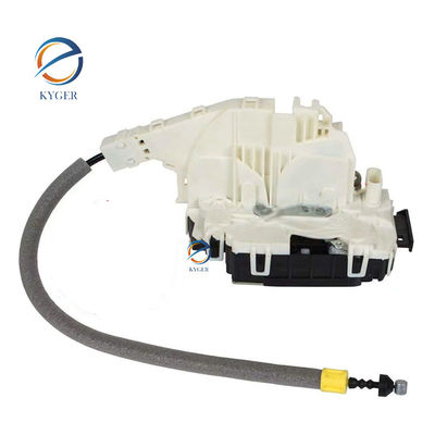 satın al 2047201535 Otomobil Parçası Kapı Kilit 204 720 15 35 A2047201535 Mercedes Benz W211 W212 Fabrika Doğrudan Satış Araba Aksesuarları Çevrimiçi üretim