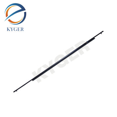 Weatherstrip Atık Mühürü RH Dış Ön Kapı LR044649 CGE000482 Weatherstrip Dış RH Ön Kapı Kemer Pencereye Land Rover için