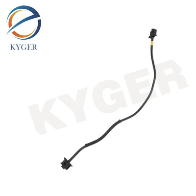LR024251 Yüksek Kaliteli Otomobil Parçaları Genişleme Tankı Radyatör hortumu BJ32-8C012-AC Range Rover Evoque 2012 için