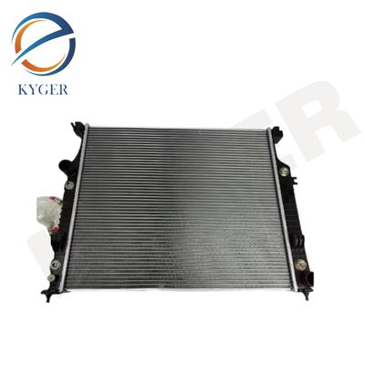 2515000303 Motor Soğutma Radyatörü Sıcaklık Direnci Mercedes Benz W164 için
