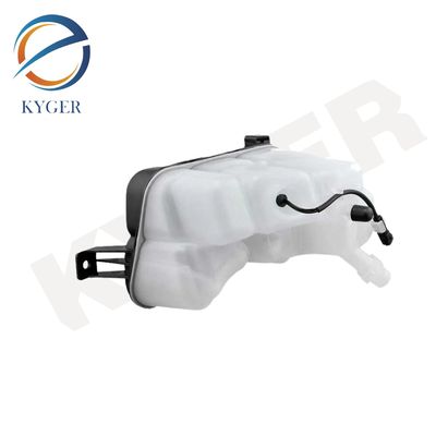 LR060349 Otomobil Motoru Soğutucu Geri Kazanma Tankı Genişleme Tankı Radyatör Şişesi Sensörlü LR024296 J9C1432 31200321 Land Rover için
