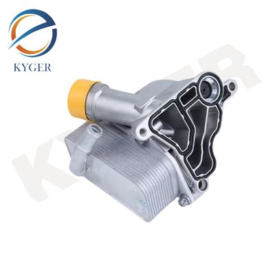 1142 8642 289 Otomobil Parçaları Motor Yağı Soğutucu Montajı 11428642289 Motor Yağı Filtresi Evleri BMW E87 E90 E60 X1 X3 X5 için