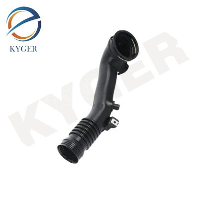 1371 7609 811 Otomobil Motoru Sistemleri Kauçuk Hava Alım Tüpü Turbo Şarj Ara Soğutucu Tüpü 13717609811 13717588268 BMW F10 F07 için