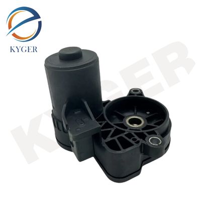 3421 6860 007 Otomobil Parçaları Elektrikli Park Fren Aktiflatörü 34216860007 BMW 1 Serisi için Fren Kaliper Evi Montajı