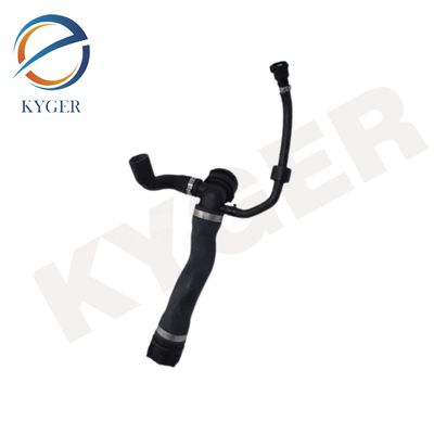 1712 7580 957 Otomobil yedek parçaları Otomobil parçaları Soğutma sistemi Soğutucu su radyatörü hortumu üstü BMW F10 F07 F11 F01 için 17127580957