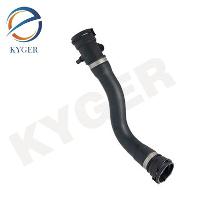 1712 7596 837 Otomobil yedek parçaları soğutma sistemi üst radyatör hortumu su borusu 17127596837 BMW için F22 F23 F30 F31 F32 F33 F34 F36