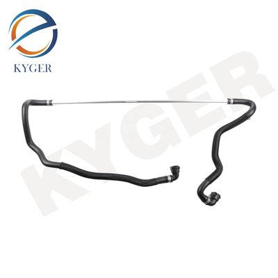 1712 7598 249 Radyatör Soğutucu Mürekkep Hortumu 17127598248 Motor Soğutucu Mürekkep Hortumu Bağlantı Flanşı BMW için F02 F18 F10 1712 7598 249