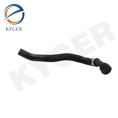 6421 6928 591 Soğutma Sistemi Otomobil Parçaları BMW E81 E82 E88 E90 E91 E92 E93 için kauçuk boru