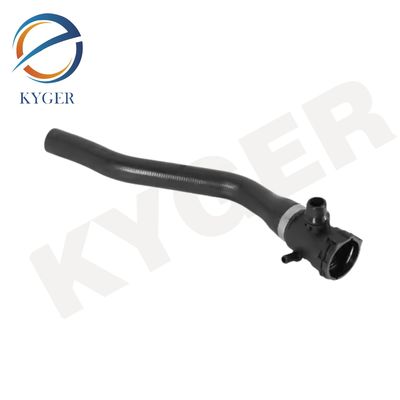 17127596832 Otomobil Su Borusu Soğutucu Radyatör hortumu BMW için F21 F30 F80 F31 114i 118i 316i 1712 7596 832